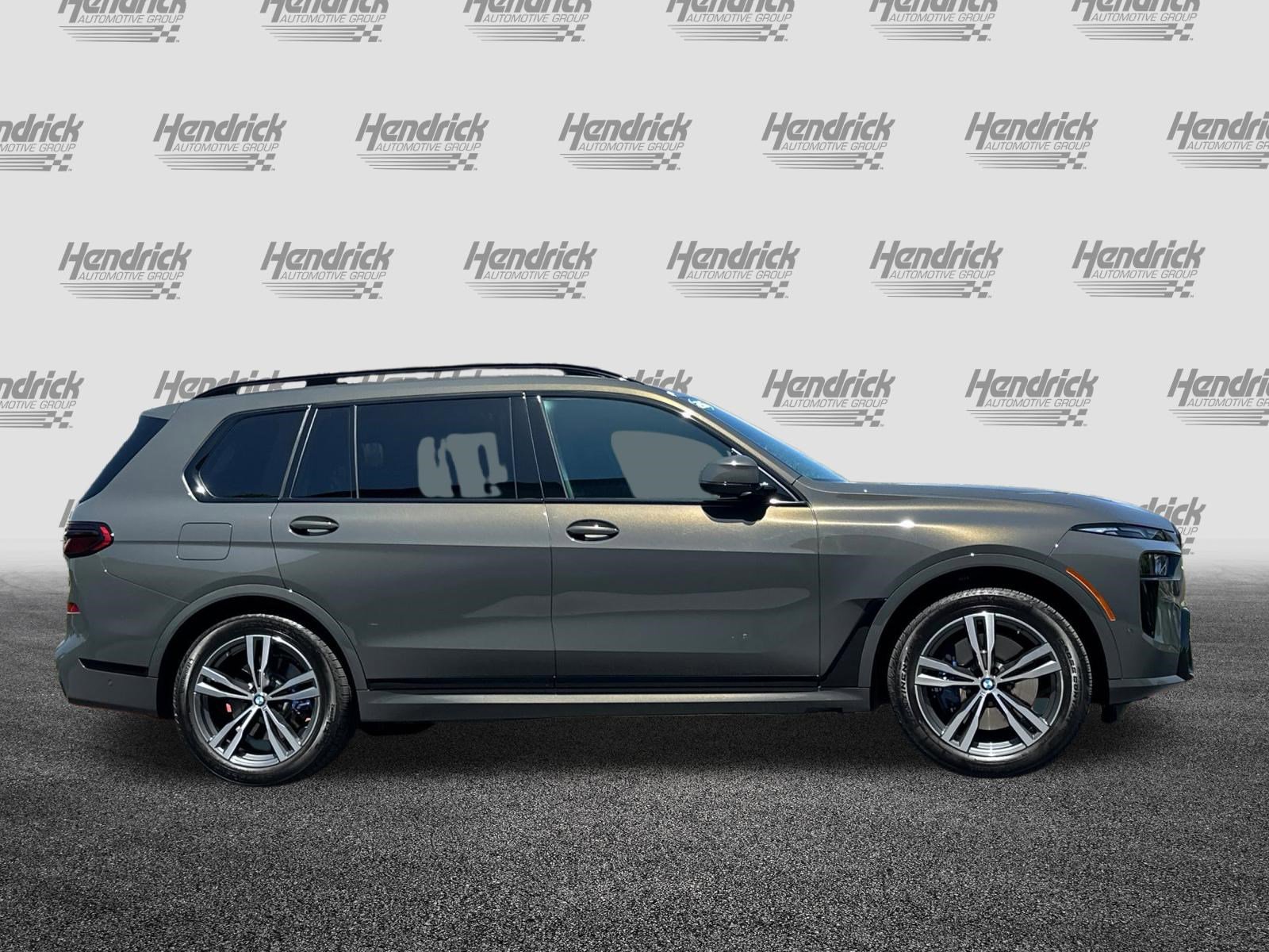 Used 2026 BMW X7 xDrive40i AWD/4WD image 3