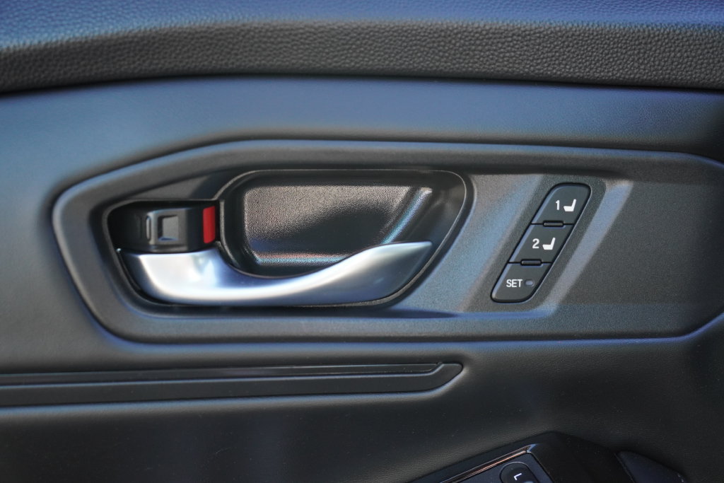 Used 2024 Honda Accord Touring image 17