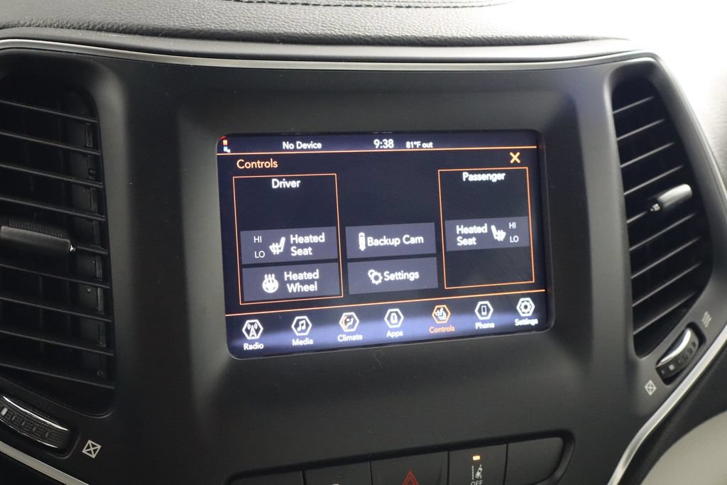 Used 2020 Jeep Cherokee Latitude Lux w/ Quick Order Package 26H Lux FWD image 33