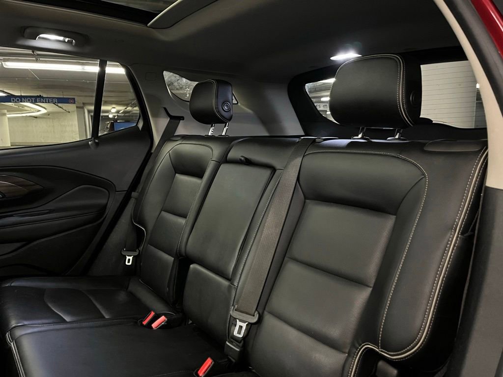 Used 2018 GMC Terrain Denali w/ Advanced Safety Package image 22