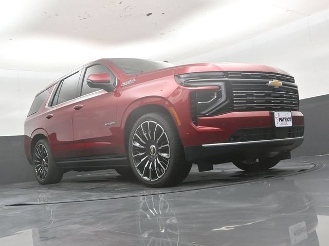 Used 2025 Chevrolet Tahoe High Country AWD/4WD image 42