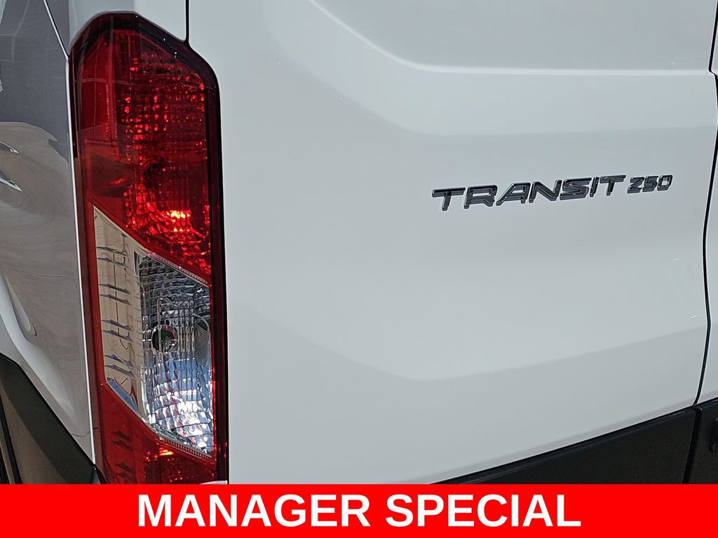New 2025 Ford Transit 250 Low Roof RWD image 40