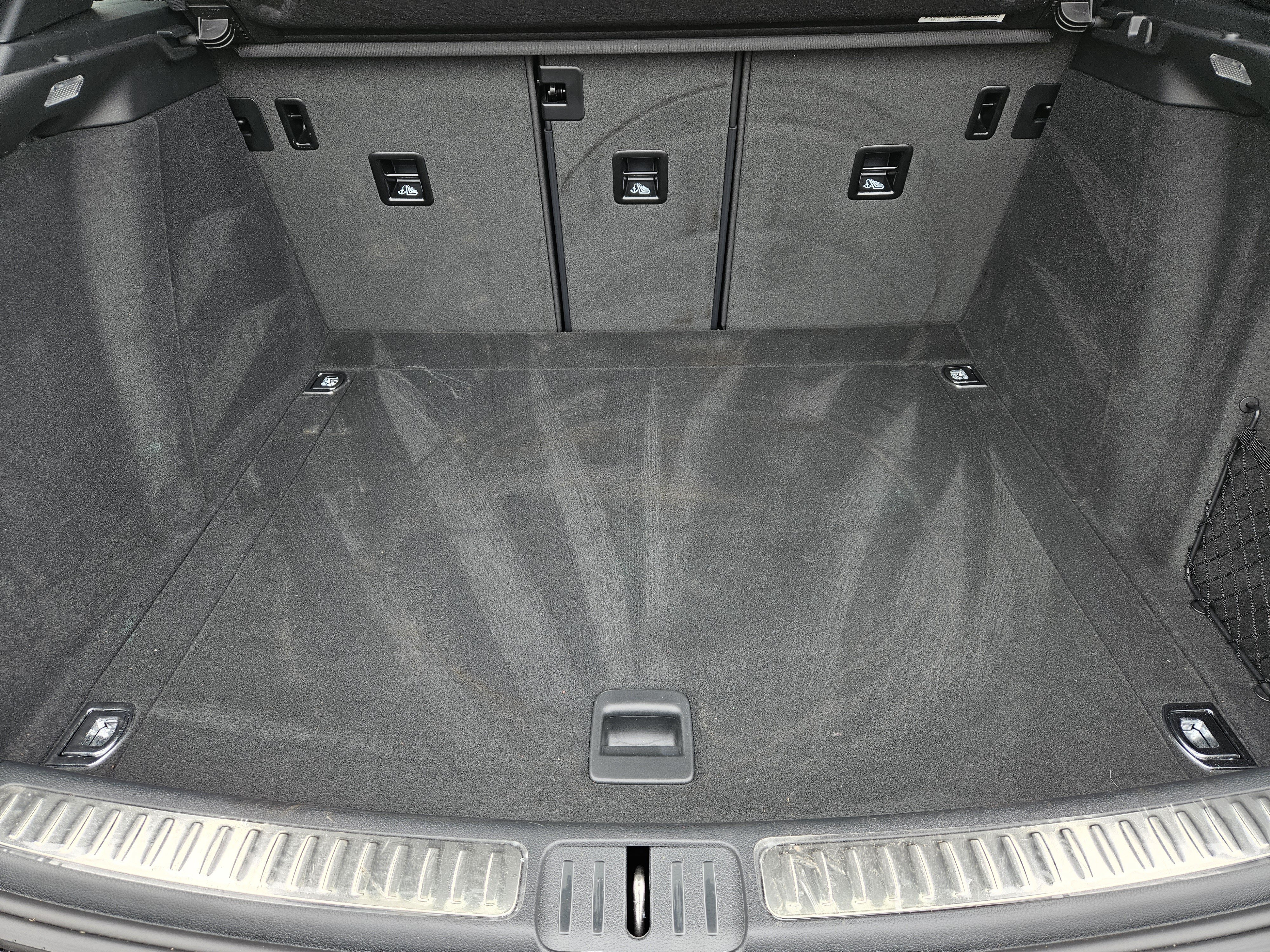 Certified 2026 Porsche Macan AWD/4WD image 31
