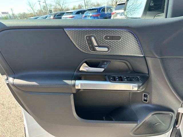 Used 2026 Mercedes-Benz GLB 250 4MATIC image 12
