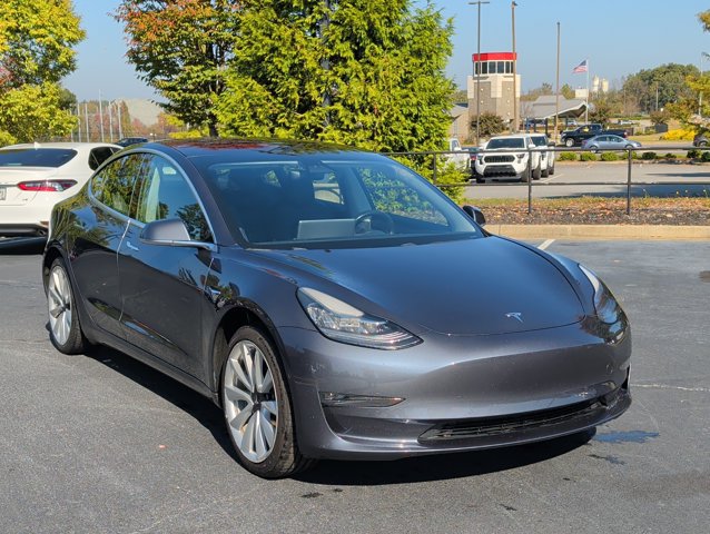 Used 2018 Tesla Model 3 Long Range RWD image 3
