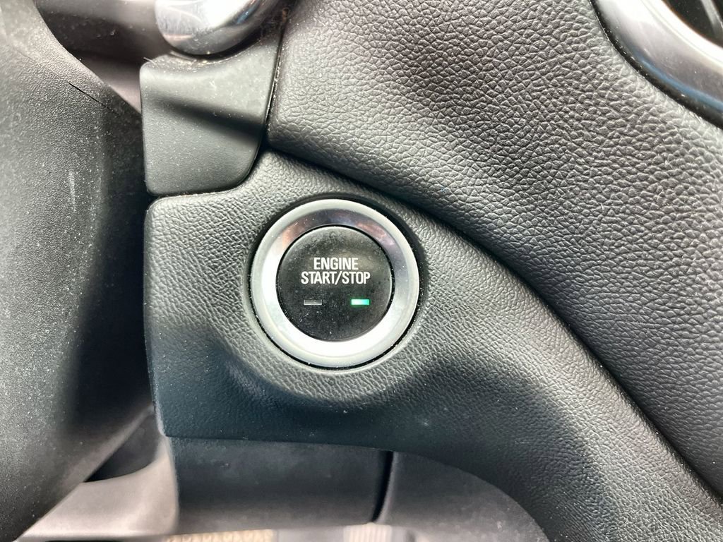 Certified 2021 Chevrolet Equinox LT AWD/4WD image 16