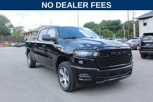 Used 2026 RAM 1500 Express AWD/4WD image 2