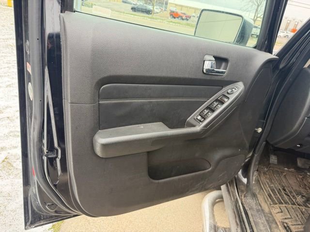 Used 2009 HUMMER H3 Alpha image 9