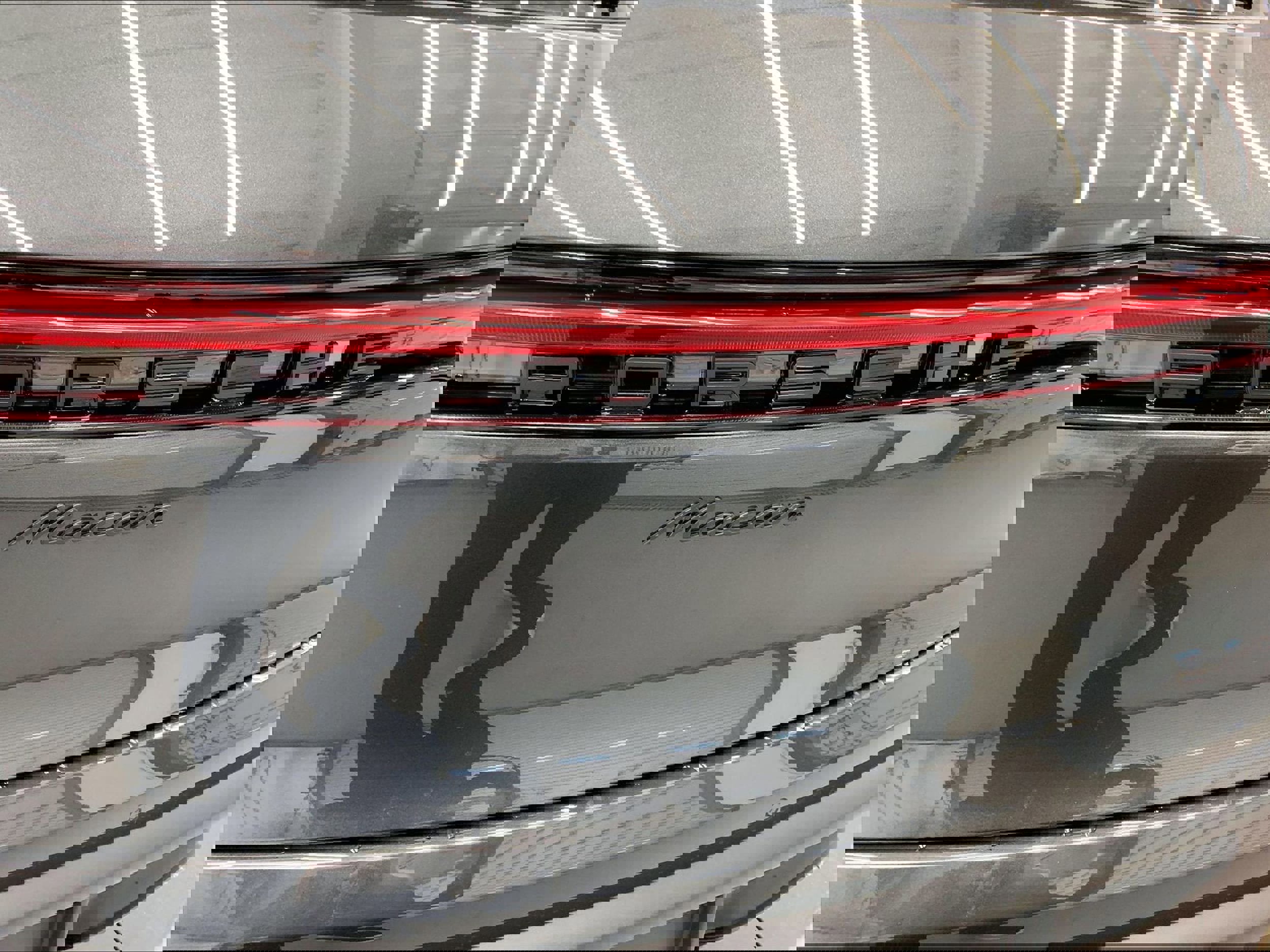 New 2026 Porsche Macan AWD/4WD image 20