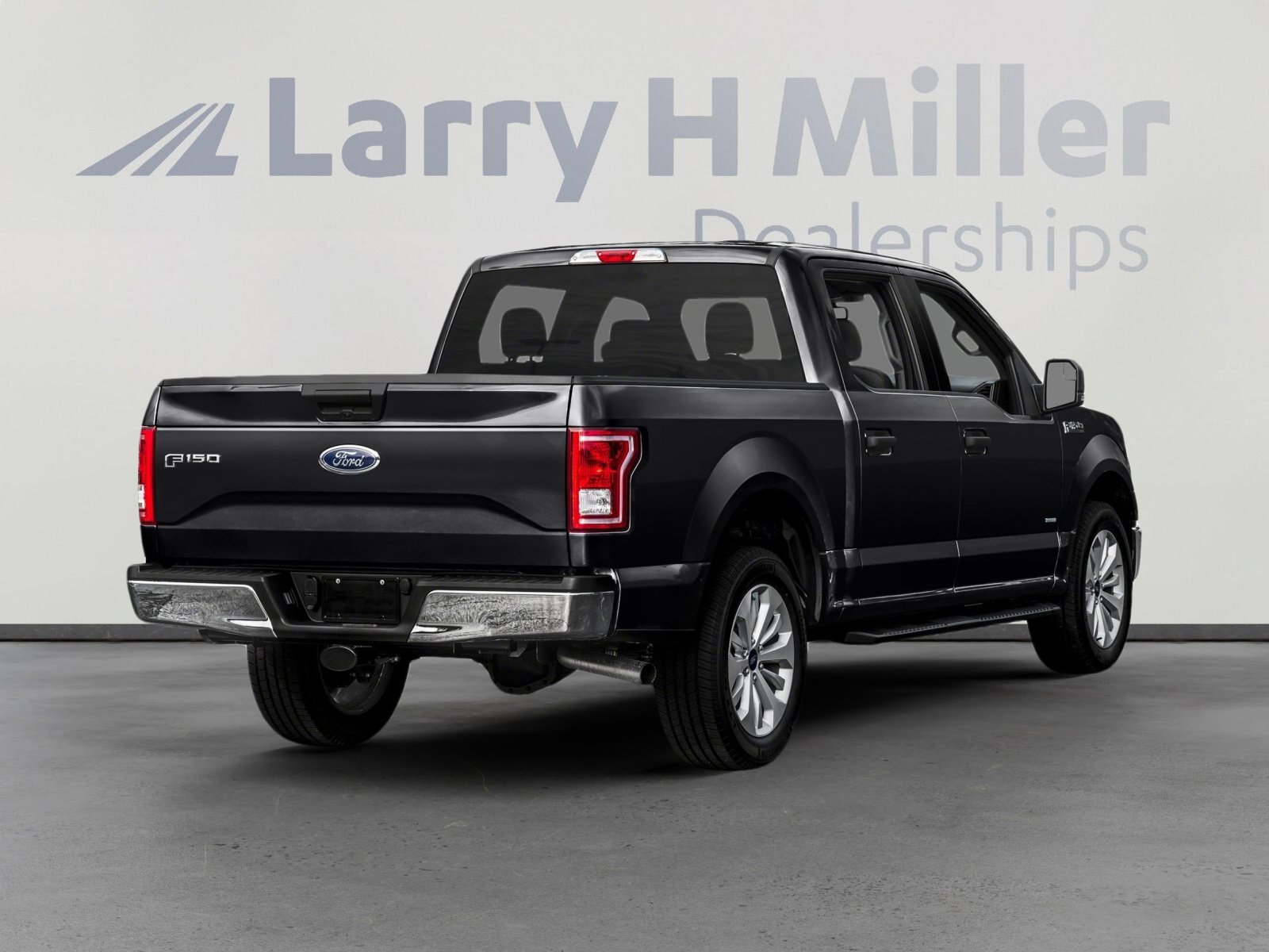 Used 2016 Ford F150 Lariat w/ Equipment Group 502A Luxury image 2