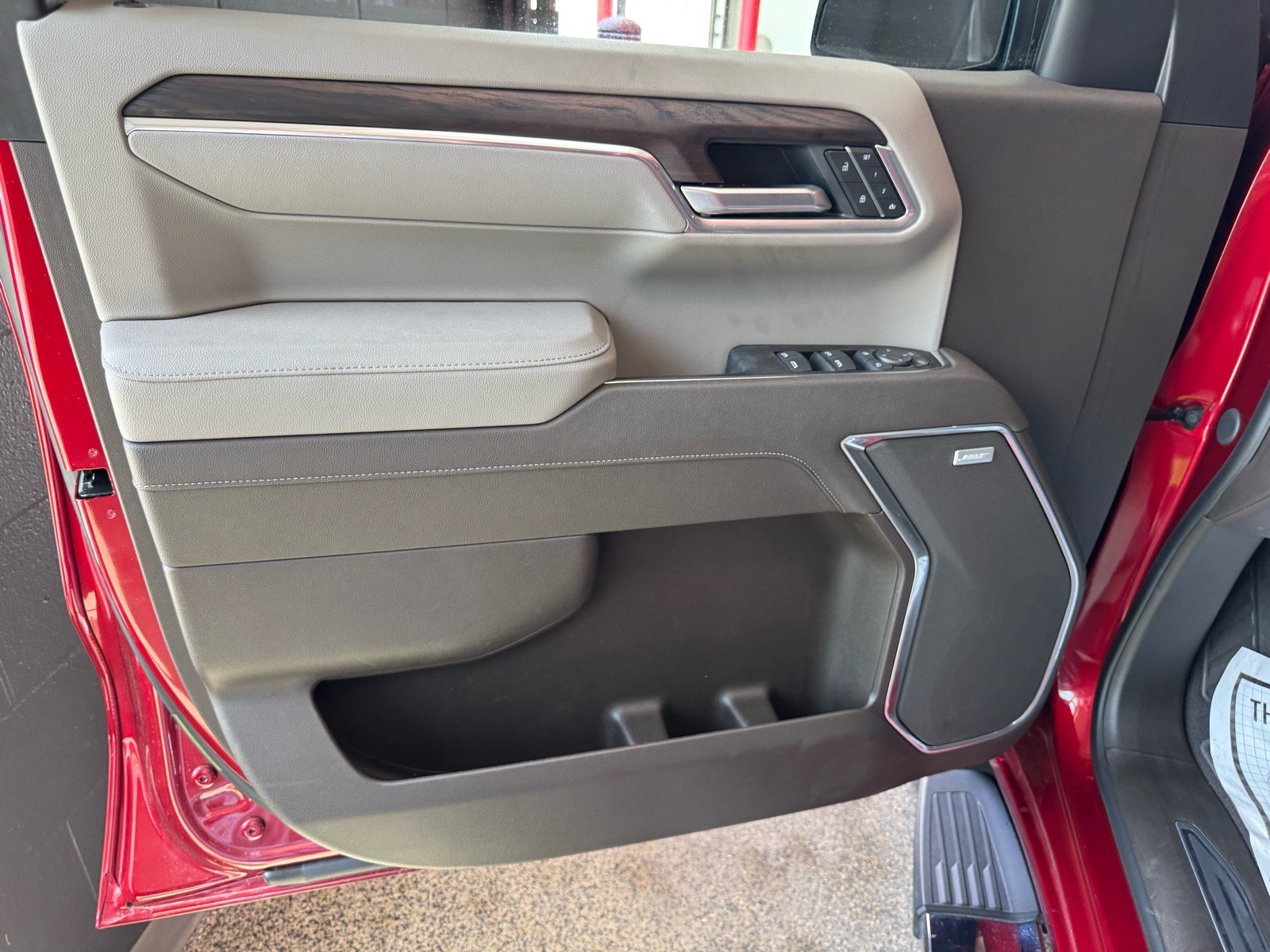 Used 2026 GMC Sierra 1500 SLT w/ SLT Premium Package AWD/4WD image 19