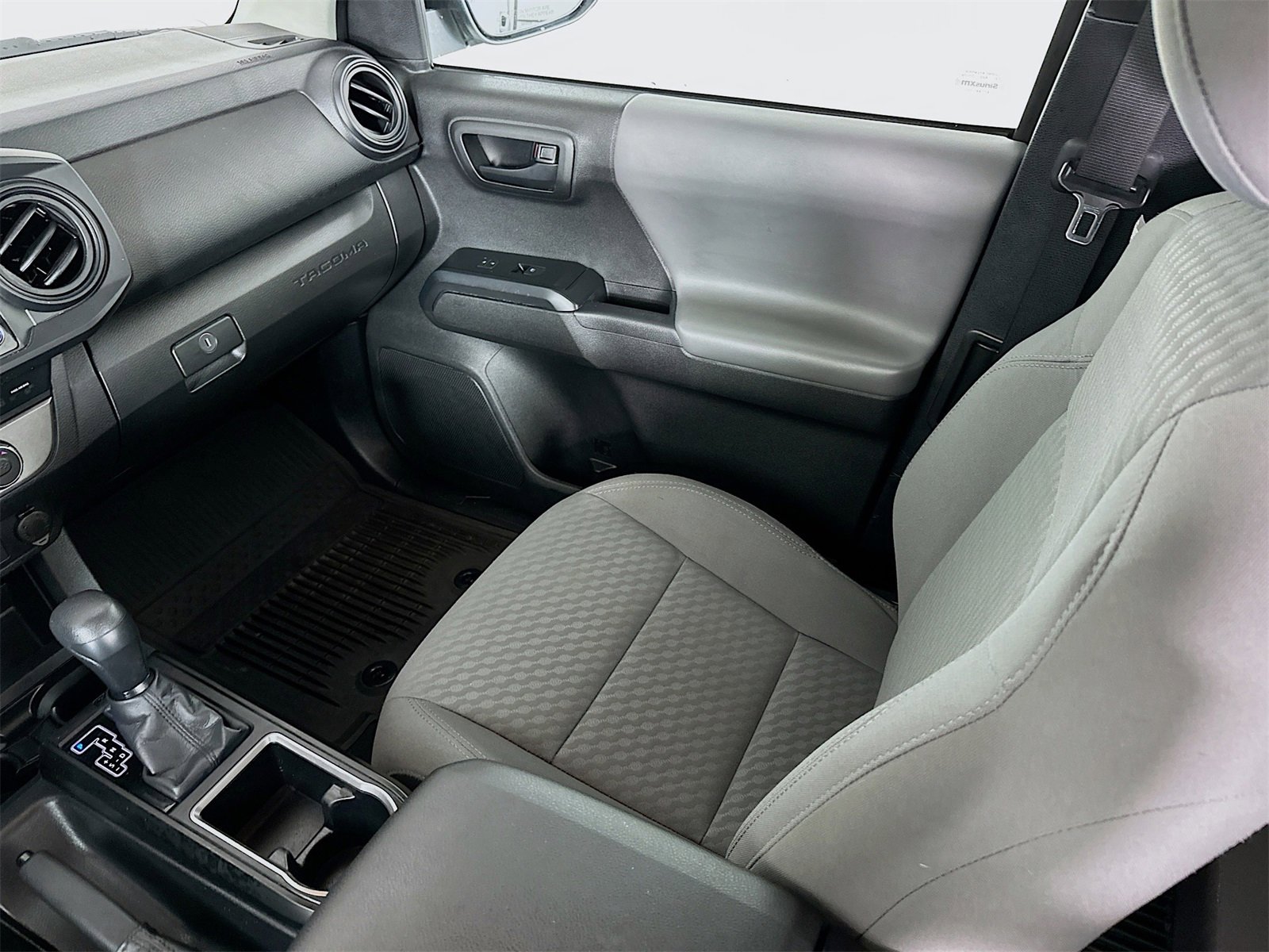 Certified 2022 Toyota Tacoma SR image 22