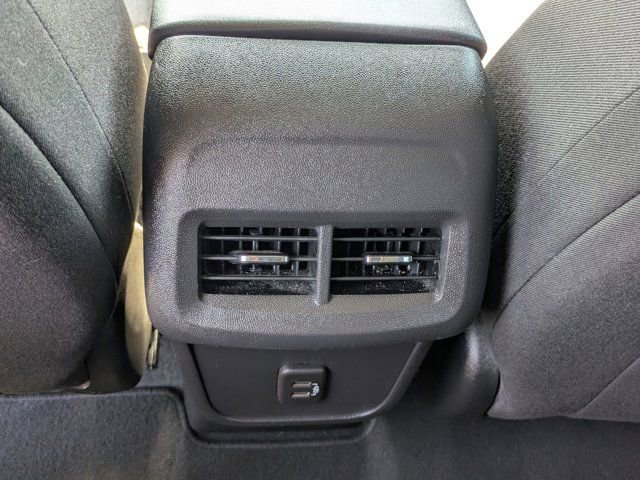 Used 2024 Chevrolet Equinox LT image 16