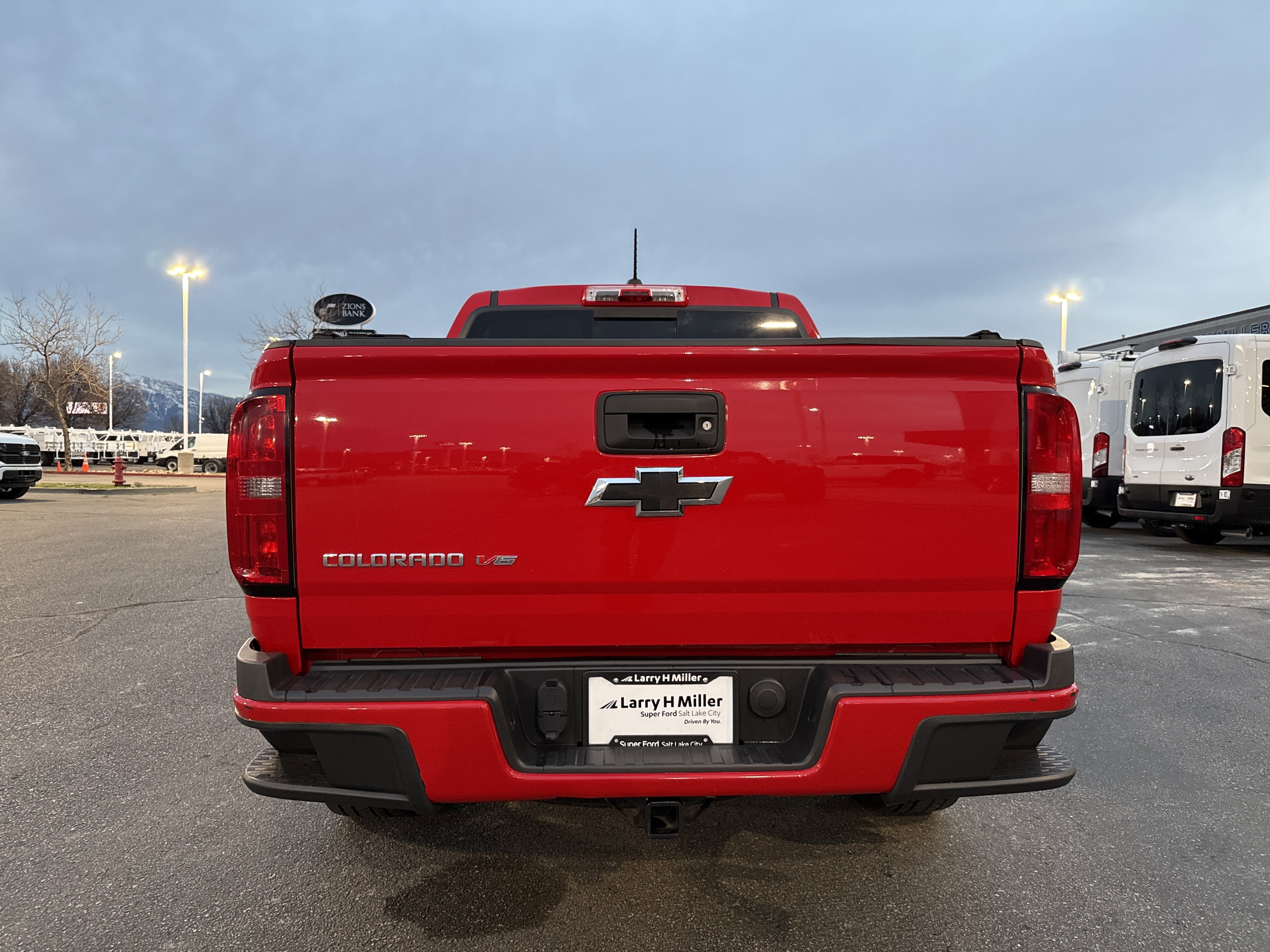 Used 2017 Chevrolet Colorado Z71 image 4
