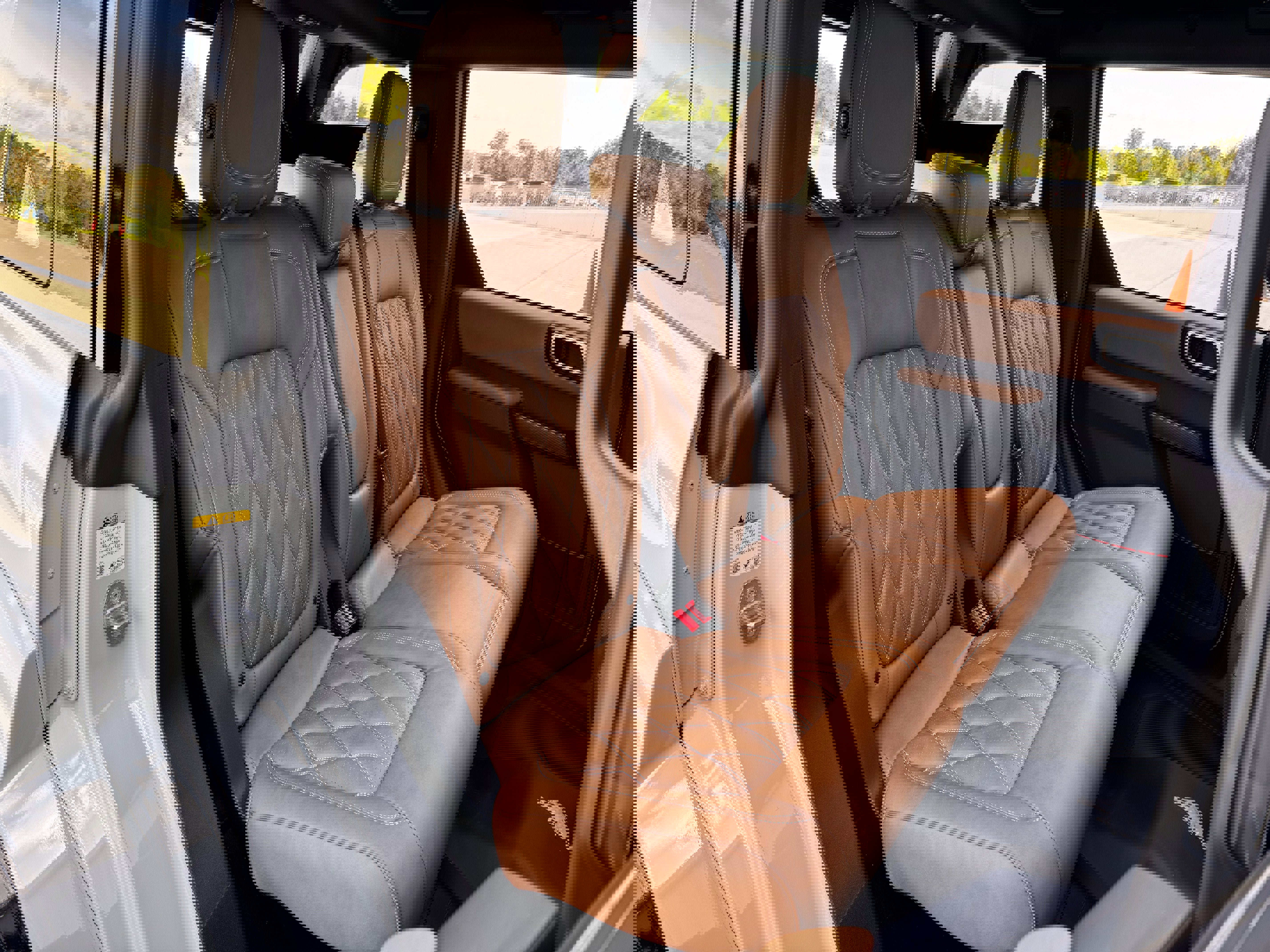 Used 2024 Ford Bronco Raptor w/ Interior Carbon Fiber Pack 6 image 25