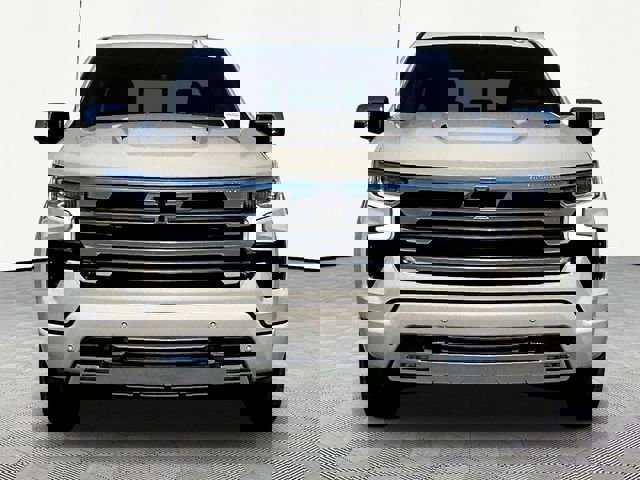 New 2026 Chevrolet Silverado 1500 High Country image 2