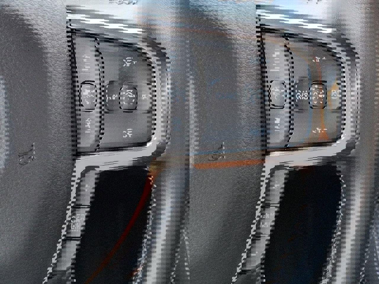 Used 2019 RAM 1500 Limited image 28