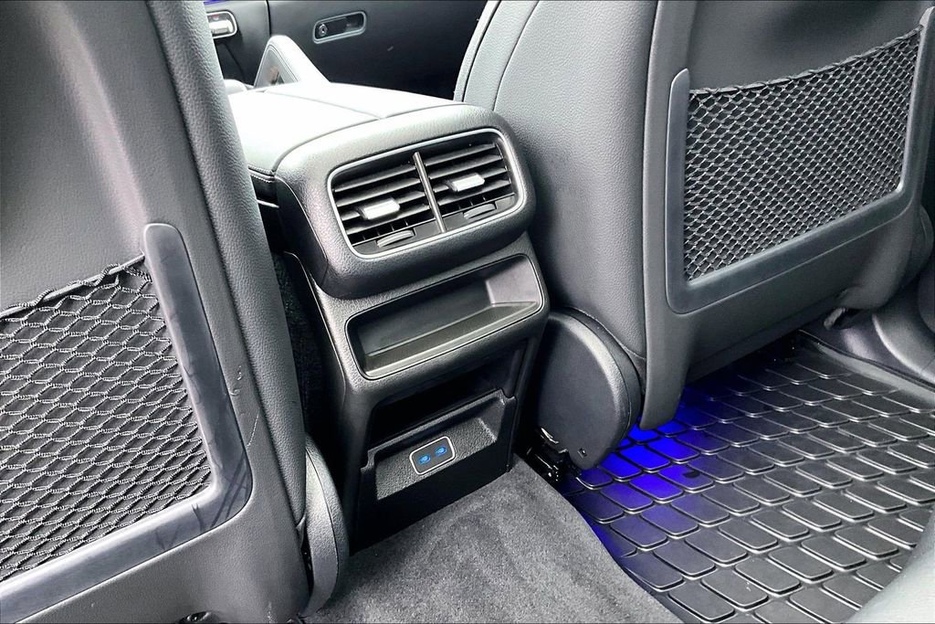 Certified 2025 Mercedes-Benz GLE 450e 4MATIC image 33