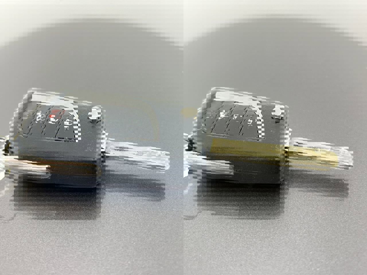 Used 2019 Toyota Camry LE image 37