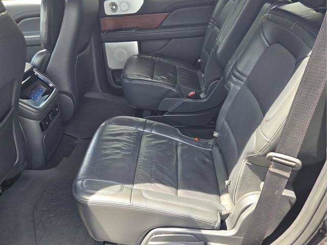 Used 2022 Lincoln Navigator Reserve RWD image 12