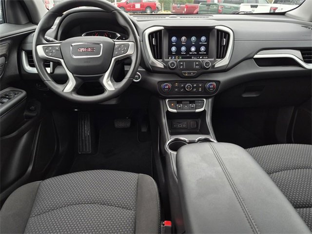 Used 2024 GMC Terrain SLE w/ Driver Convenience Package image 24