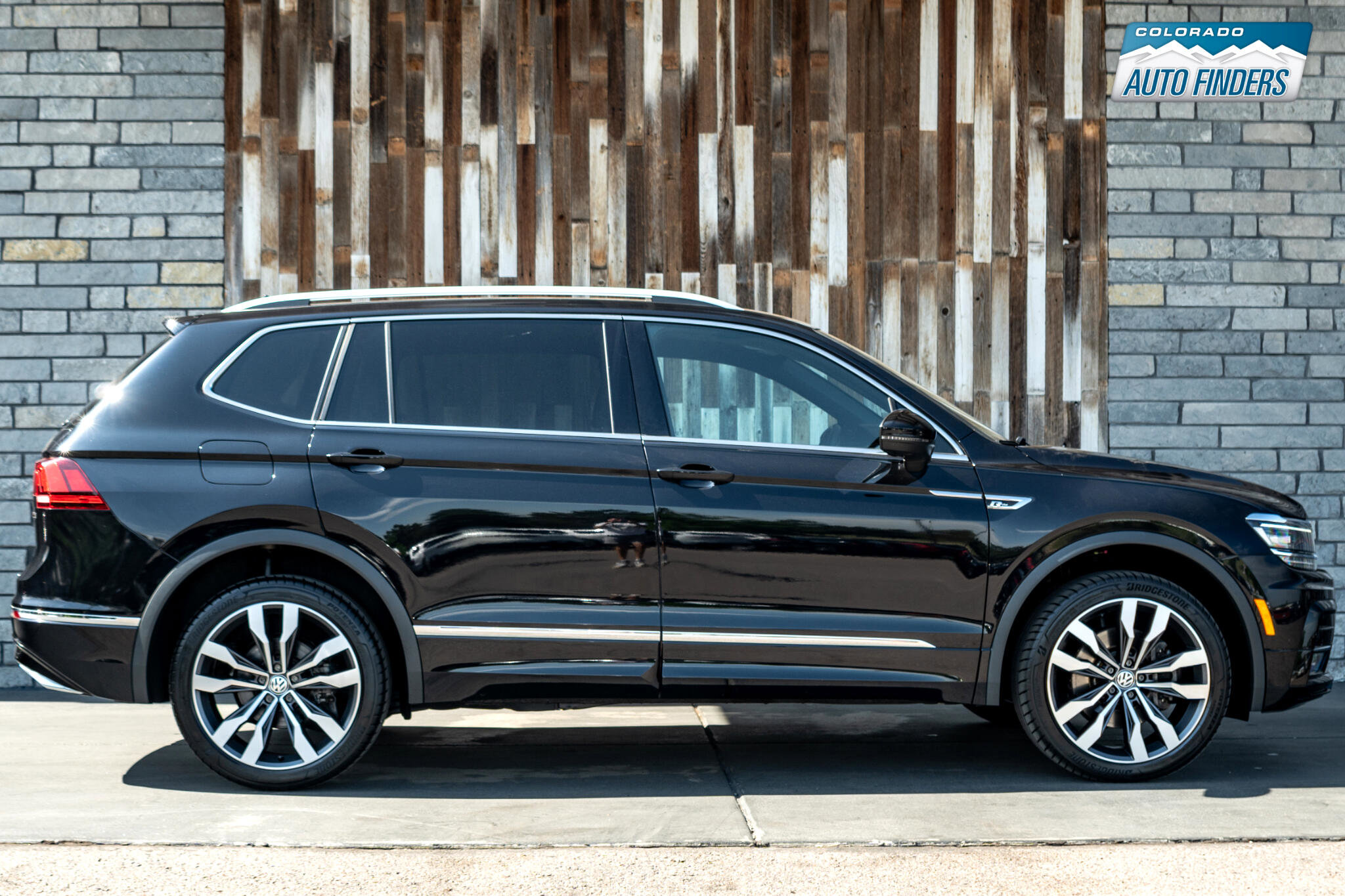 Used 2020 Volkswagen Tiguan SEL Premium R-Line image 7