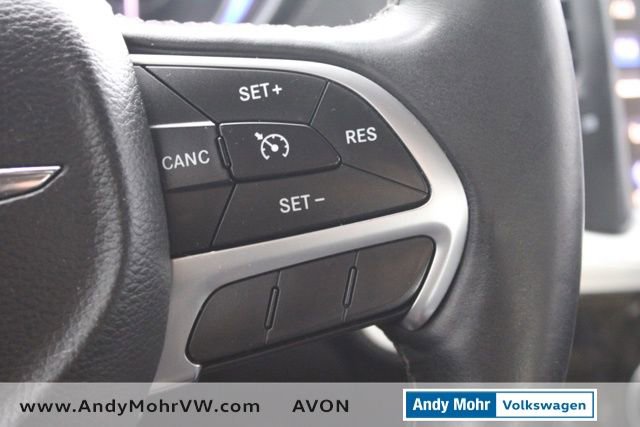 Used 2016 Chrysler 300 C image 31