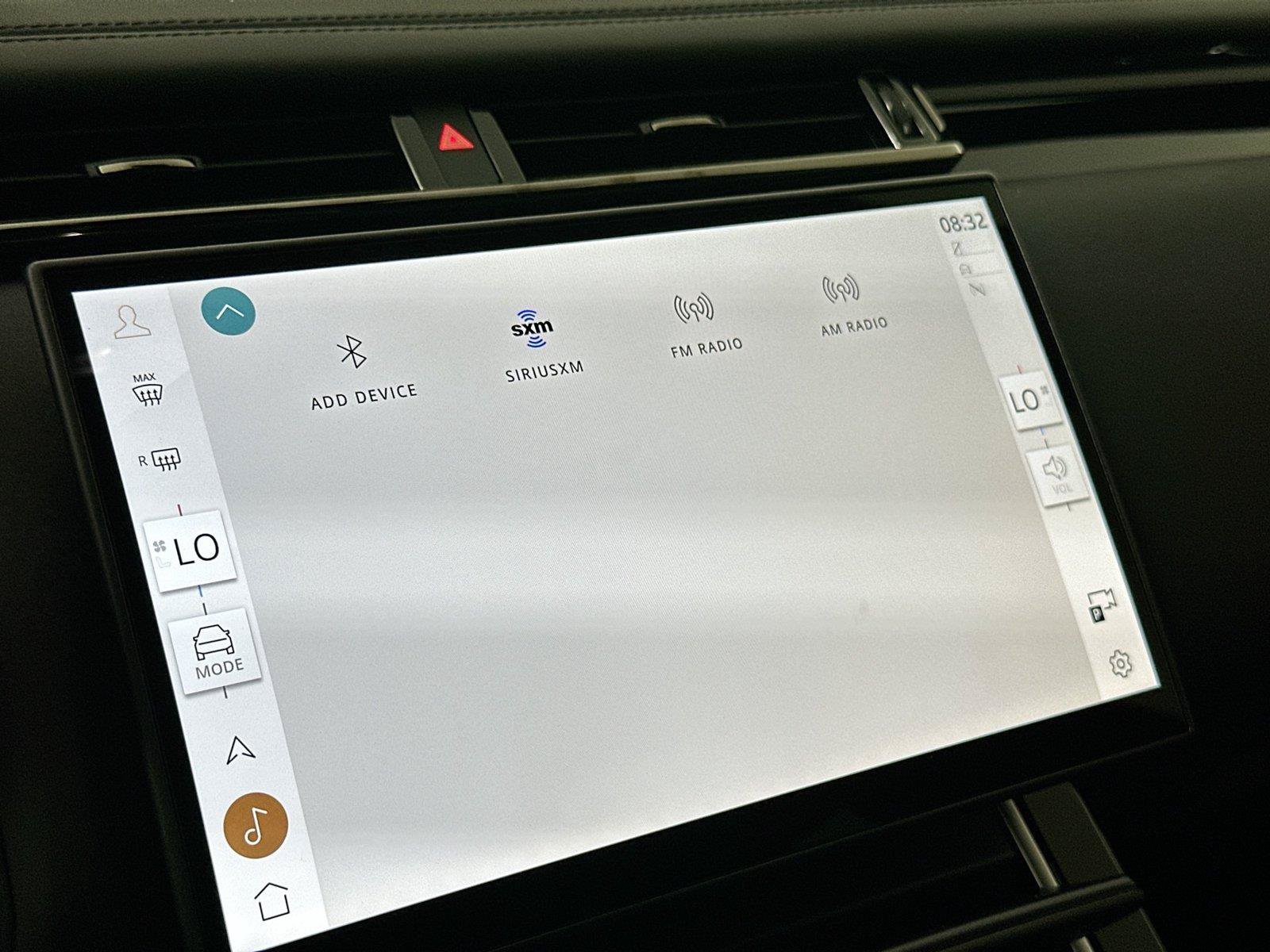 Certified 2026 Land Rover Range Rover Velar Dynamic SE AWD/4WD image 14