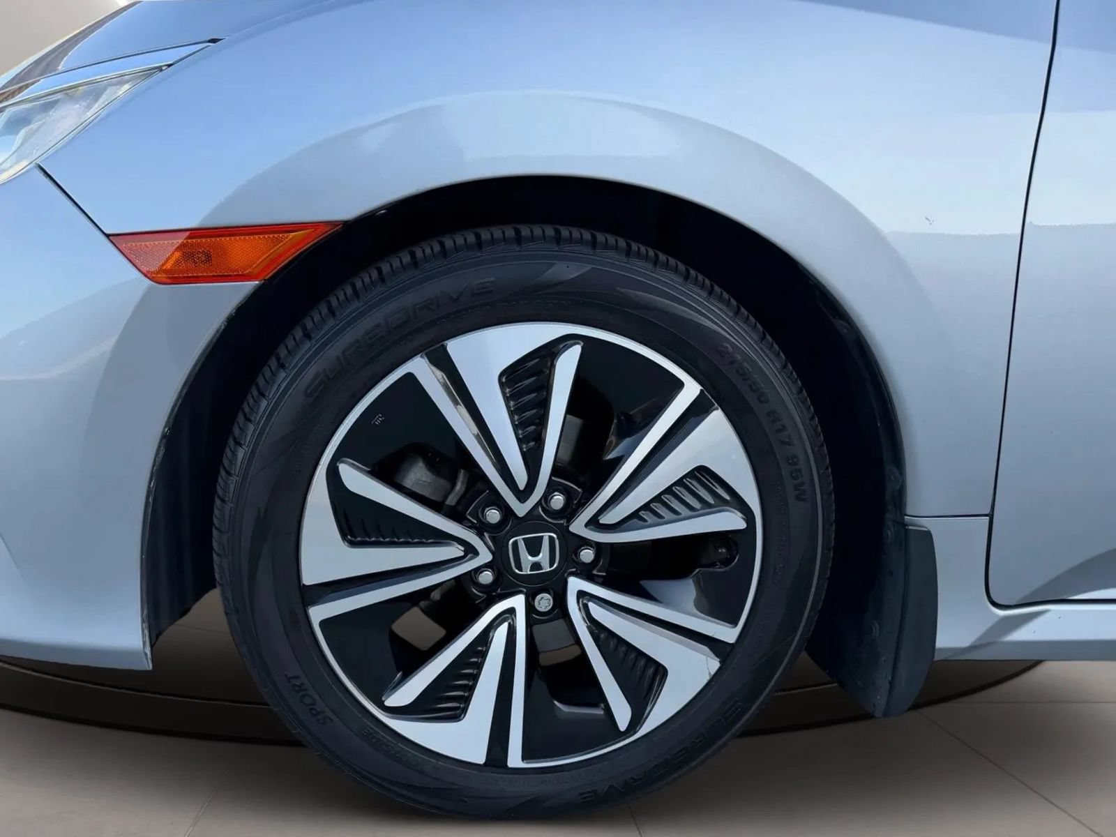 Used 2017 Honda Civic EX-L image 30