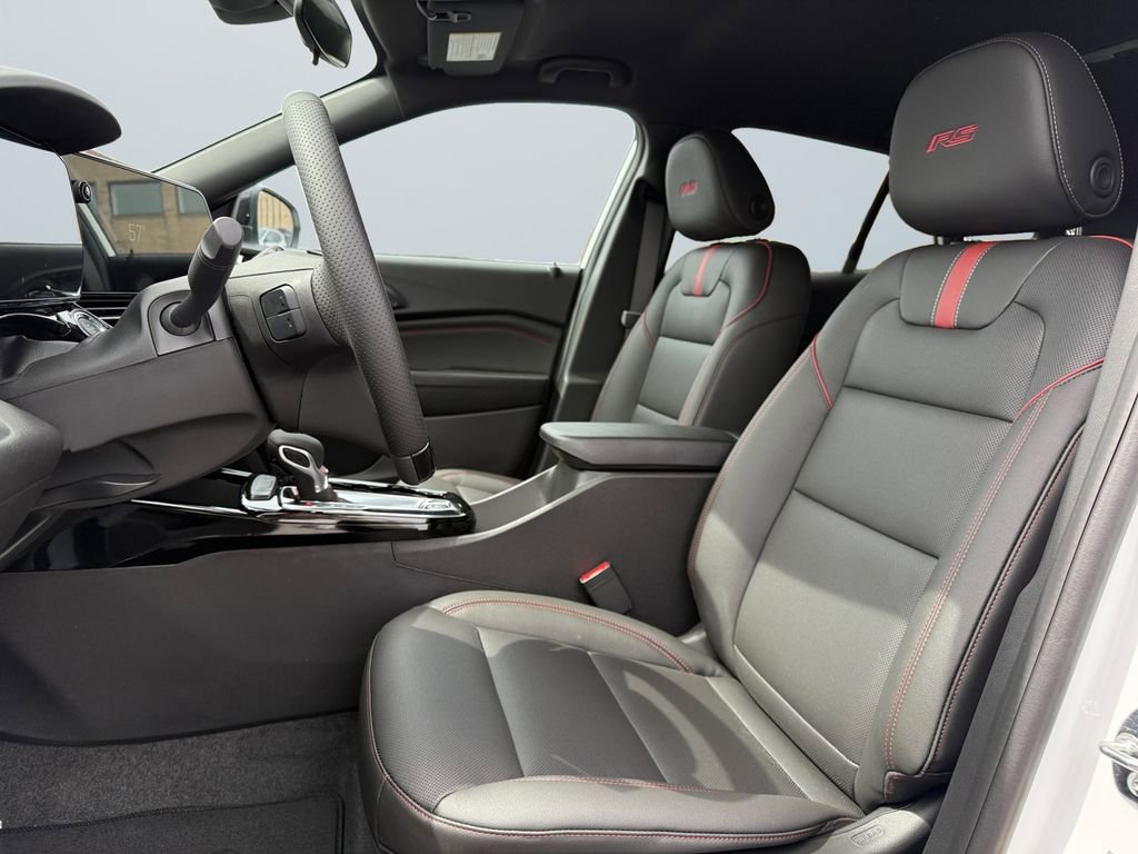 New 2026 Chevrolet Trax RS w/ Driver Confidence Package FWD image 9