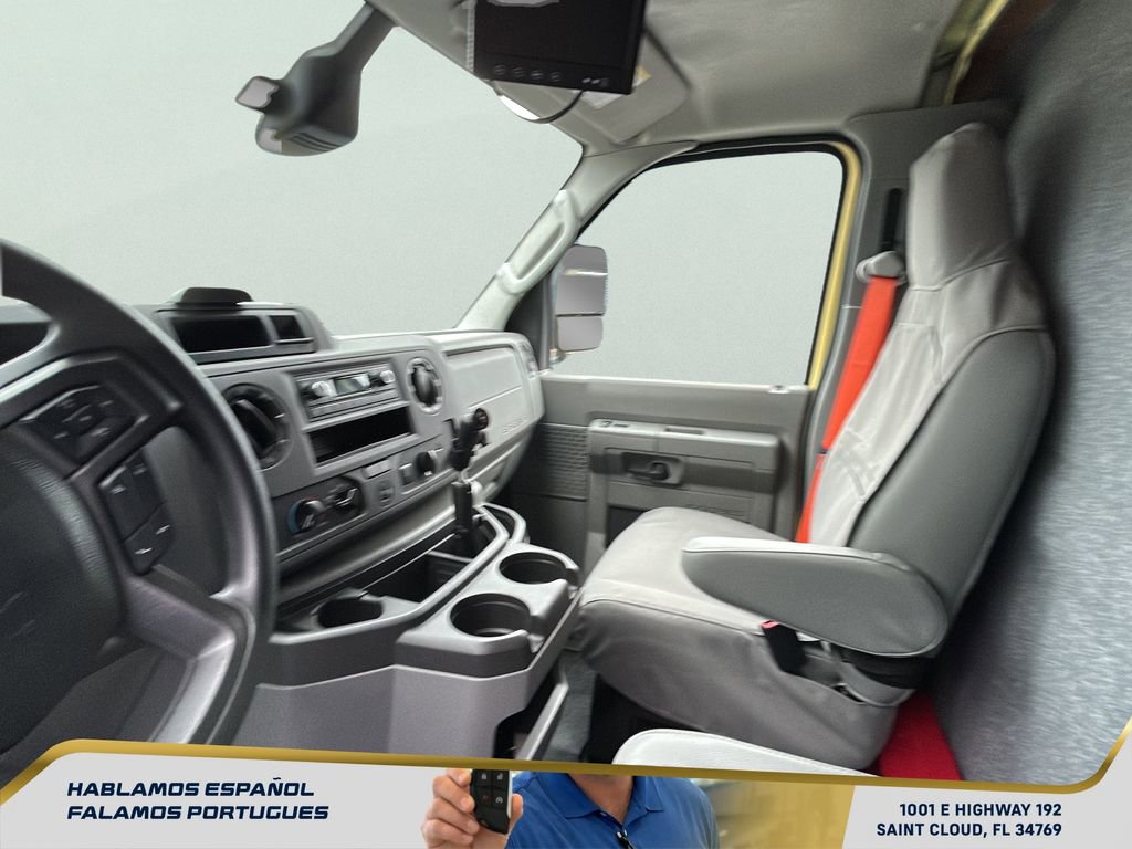 Used 2022 Ford E-450 and Econoline 450 Super Duty image 22