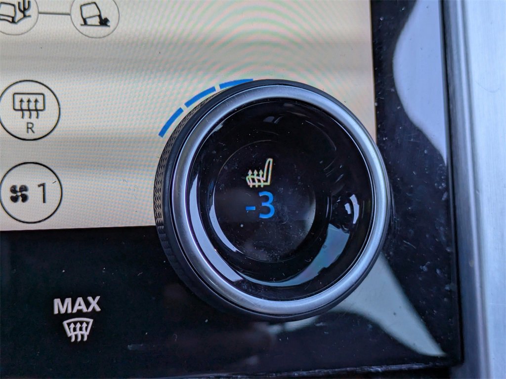 Used 2020 Land Rover Range Rover HSE image 26