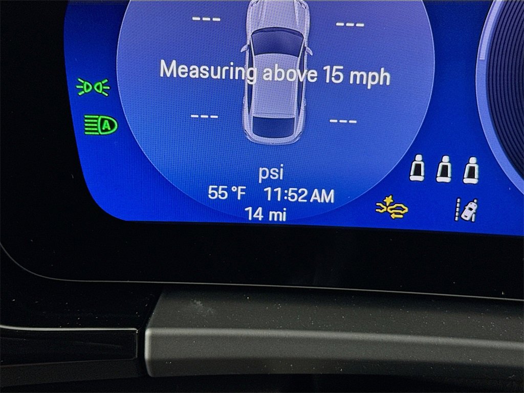 Used 2025 Porsche Macan Electric image 13