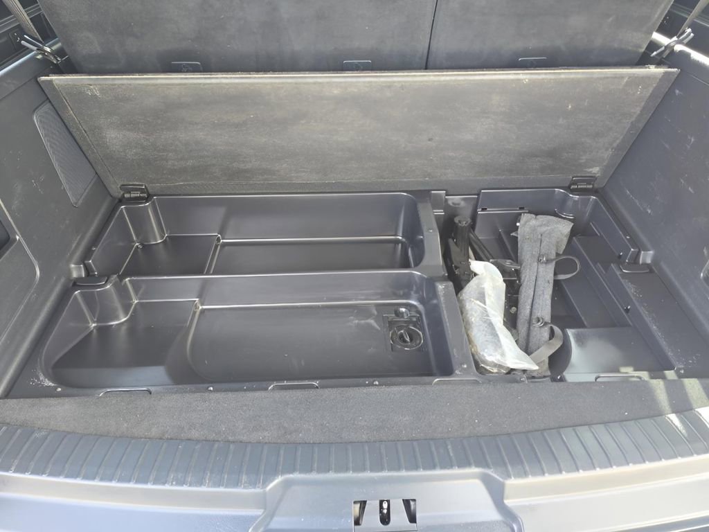 Used 2022 Ford Expedition Max Limited image 35