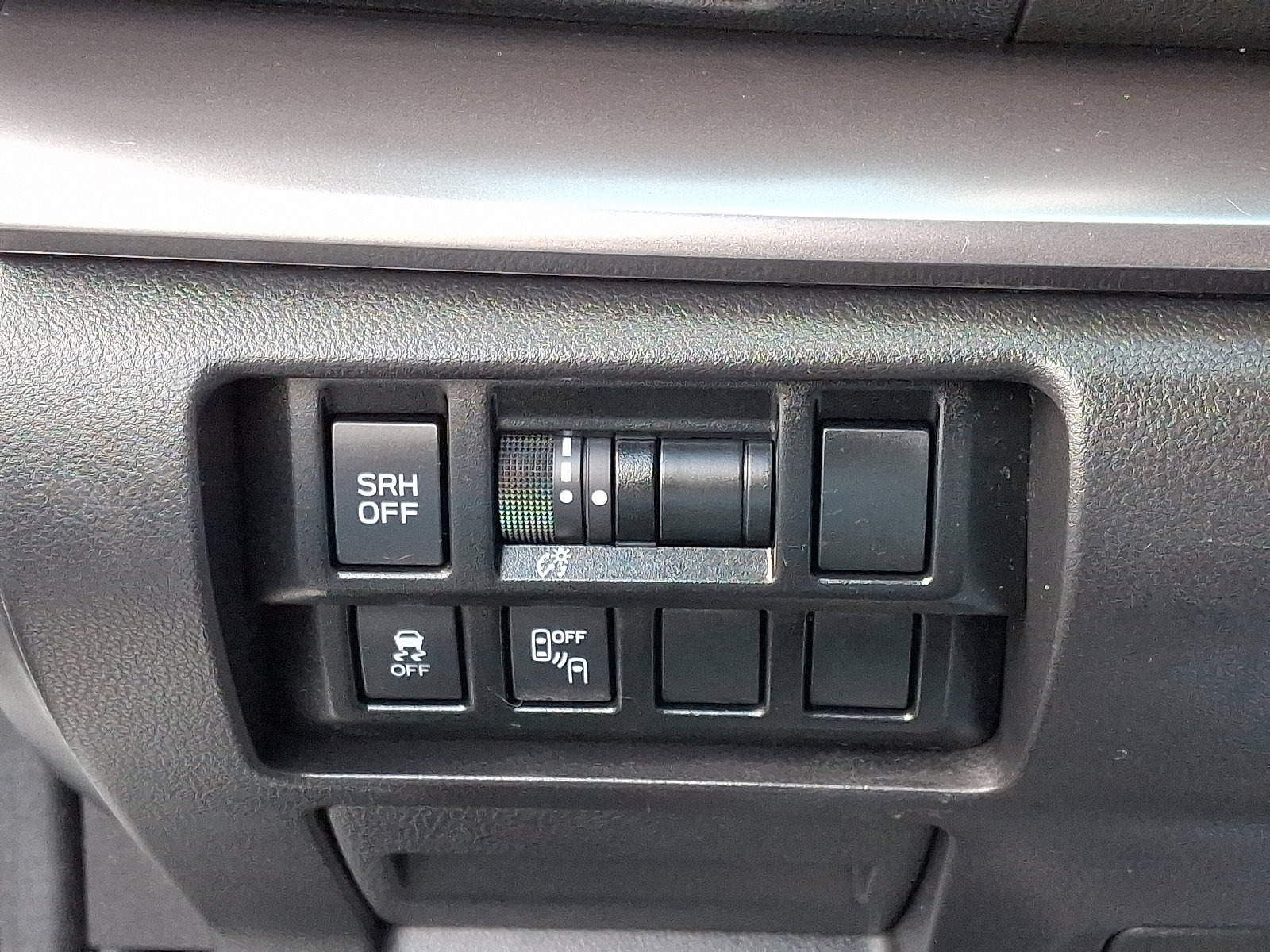 Used 2022 Subaru Impreza 2.0i Limited image 25