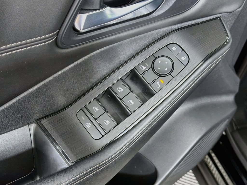 Used 2023 Nissan Rogue SV w/ SV Premium B Package AWD/4WD image 32