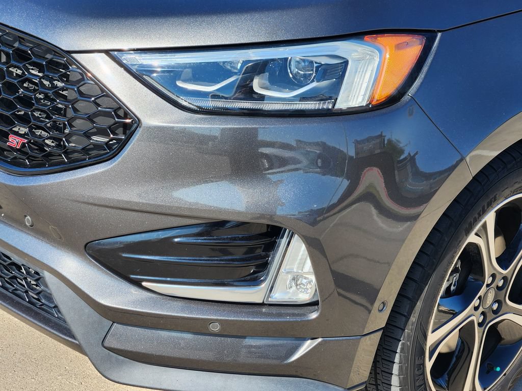 Used 2019 Ford Edge ST w/ Equipment Group 401A AWD/4WD image 18