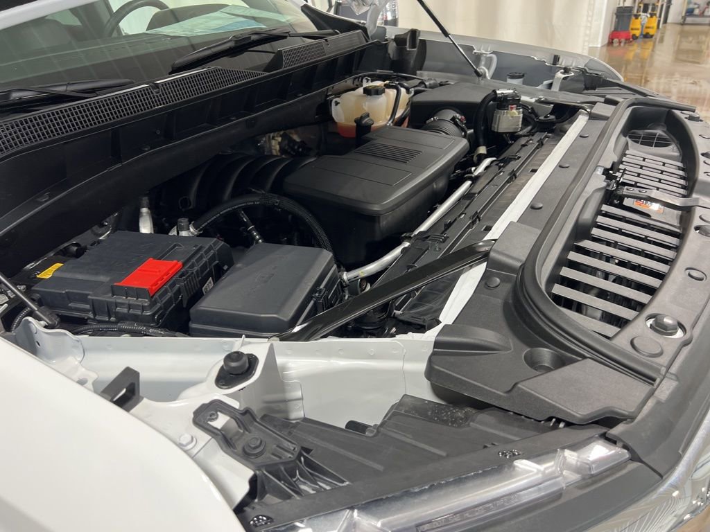 Certified 2024 Chevrolet Silverado 1500 LTZ AWD/4WD image 44