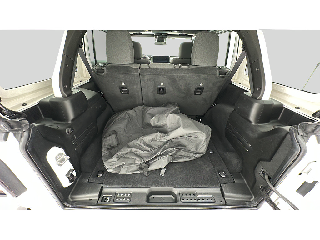 Used 2025 Jeep Wrangler Unlimited Sport AWD/4WD image 22