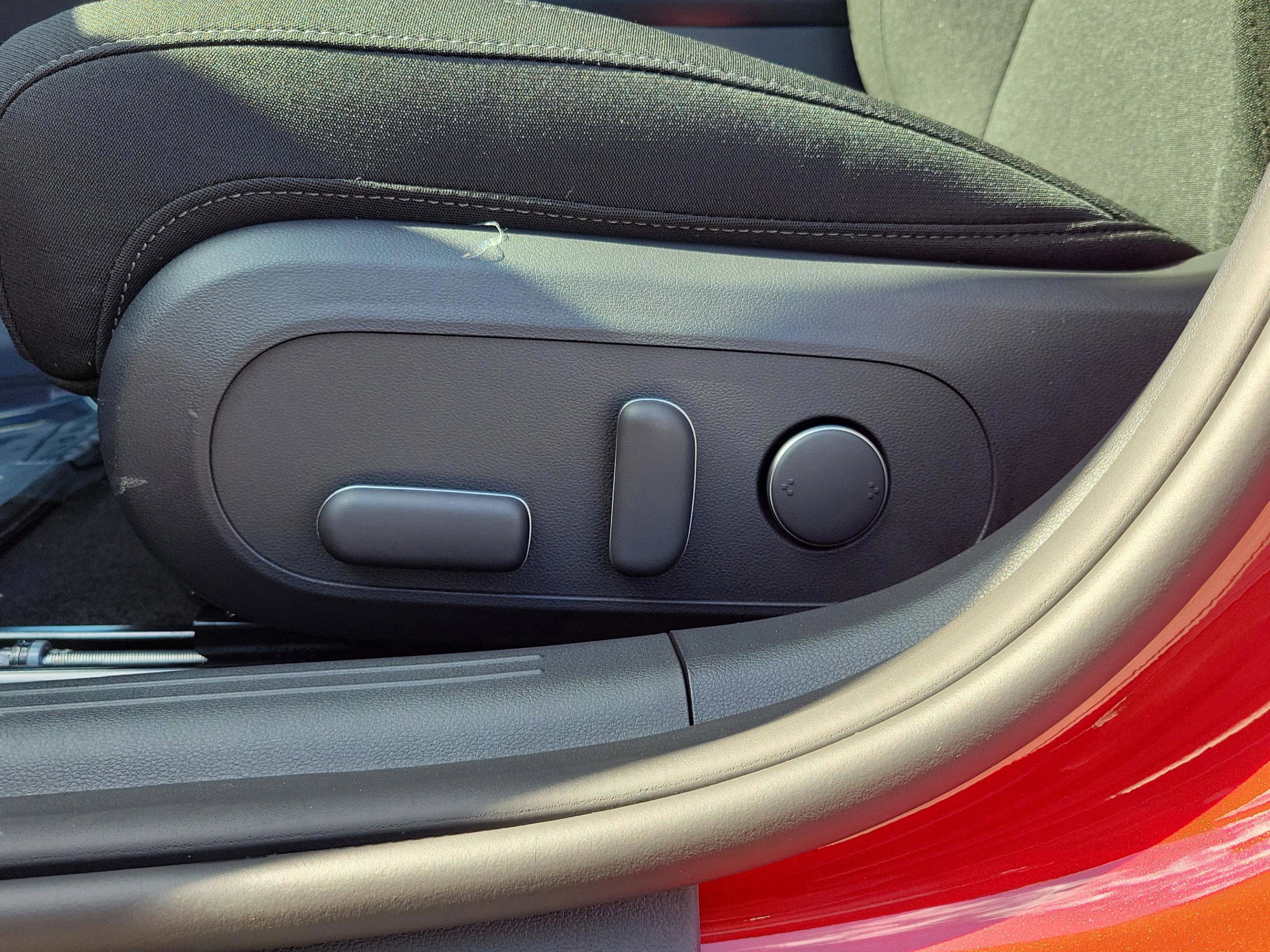 New 2025 Hyundai Ioniq 6 SE image 28