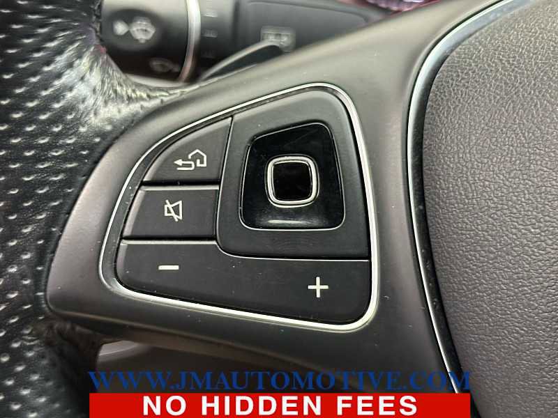 Used 2018 Mercedes-Benz E 300 4MATIC image 39