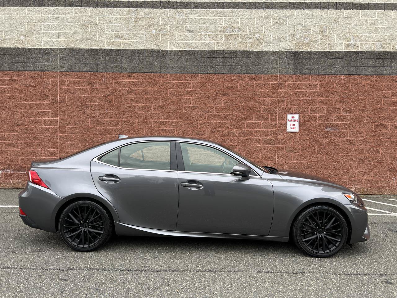 Used 2016 Lexus IS 300 AWD w/ Navigation System Package image 7