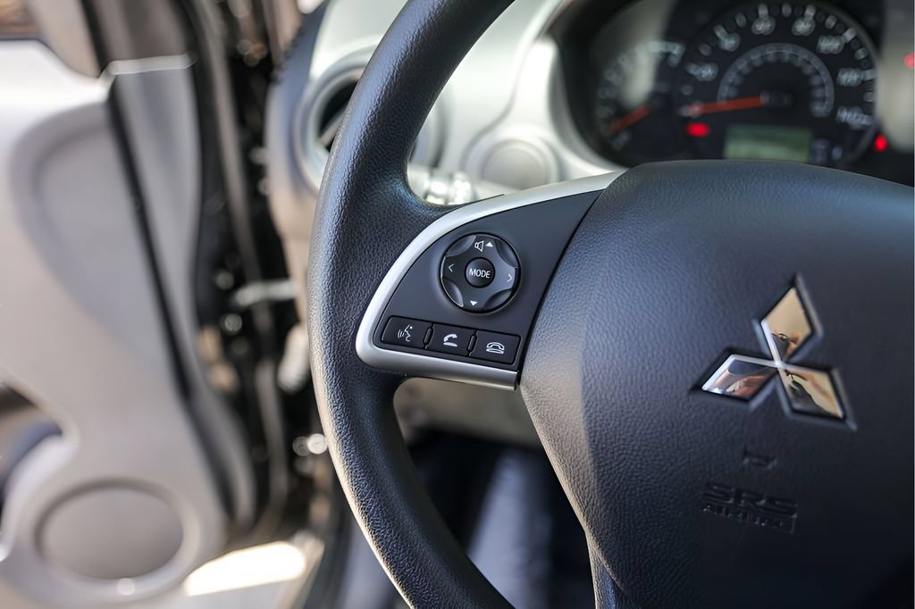Used 2024 Mitsubishi Mirage G4 Black Edition FWD image 17