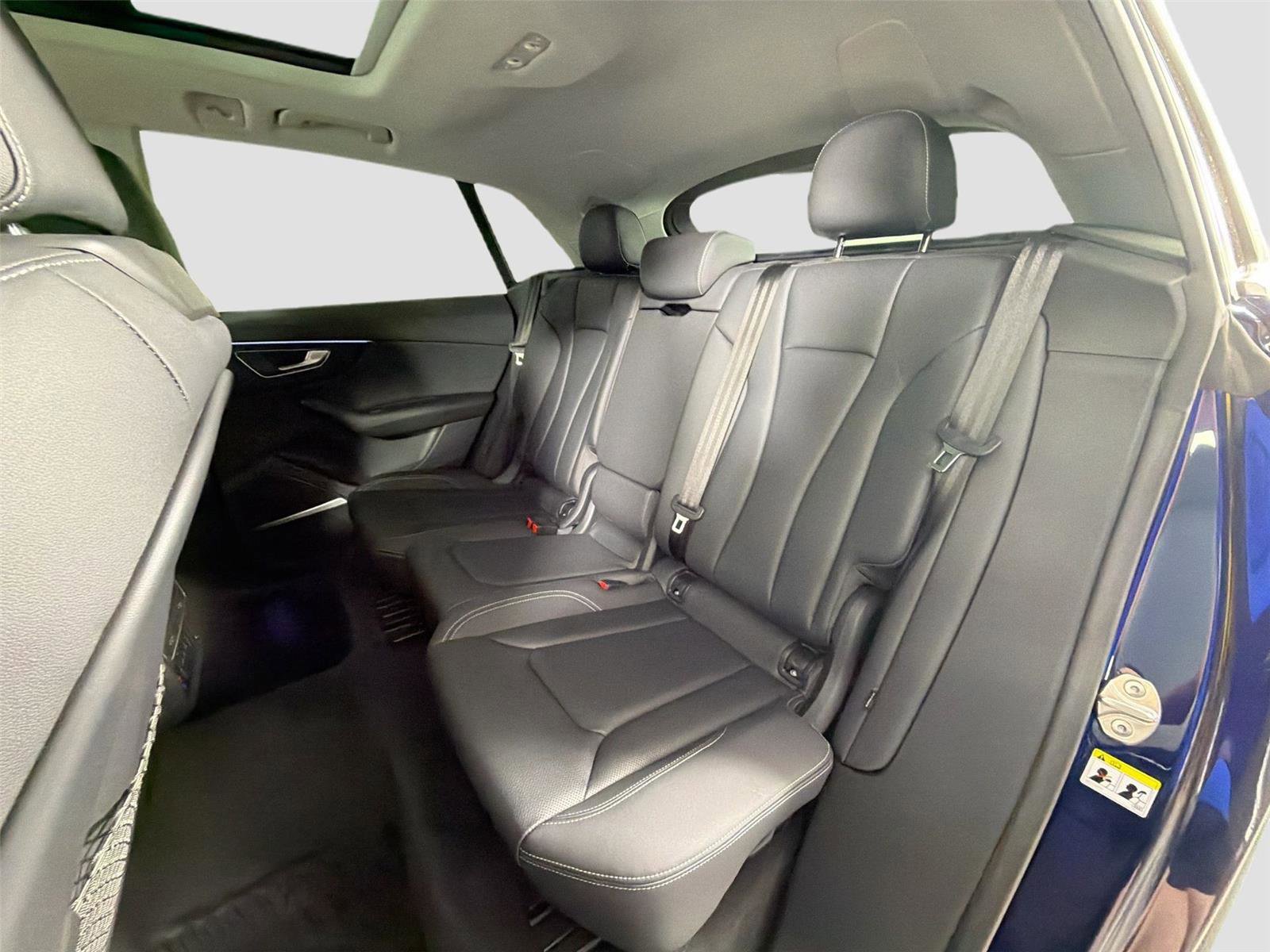 Used 2022 Audi Q8 Premium Plus AWD/4WD image 25