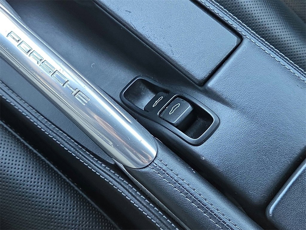 Used 2012 Porsche 911 Turbo S image 14