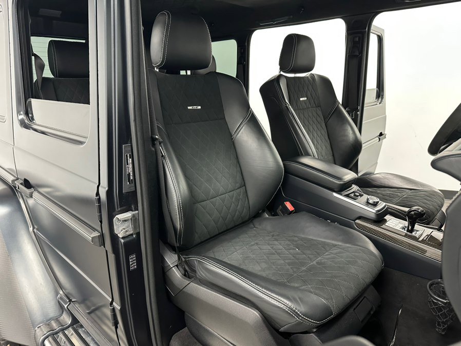 Used 2017 Mercedes-Benz G 550 Squared image 34