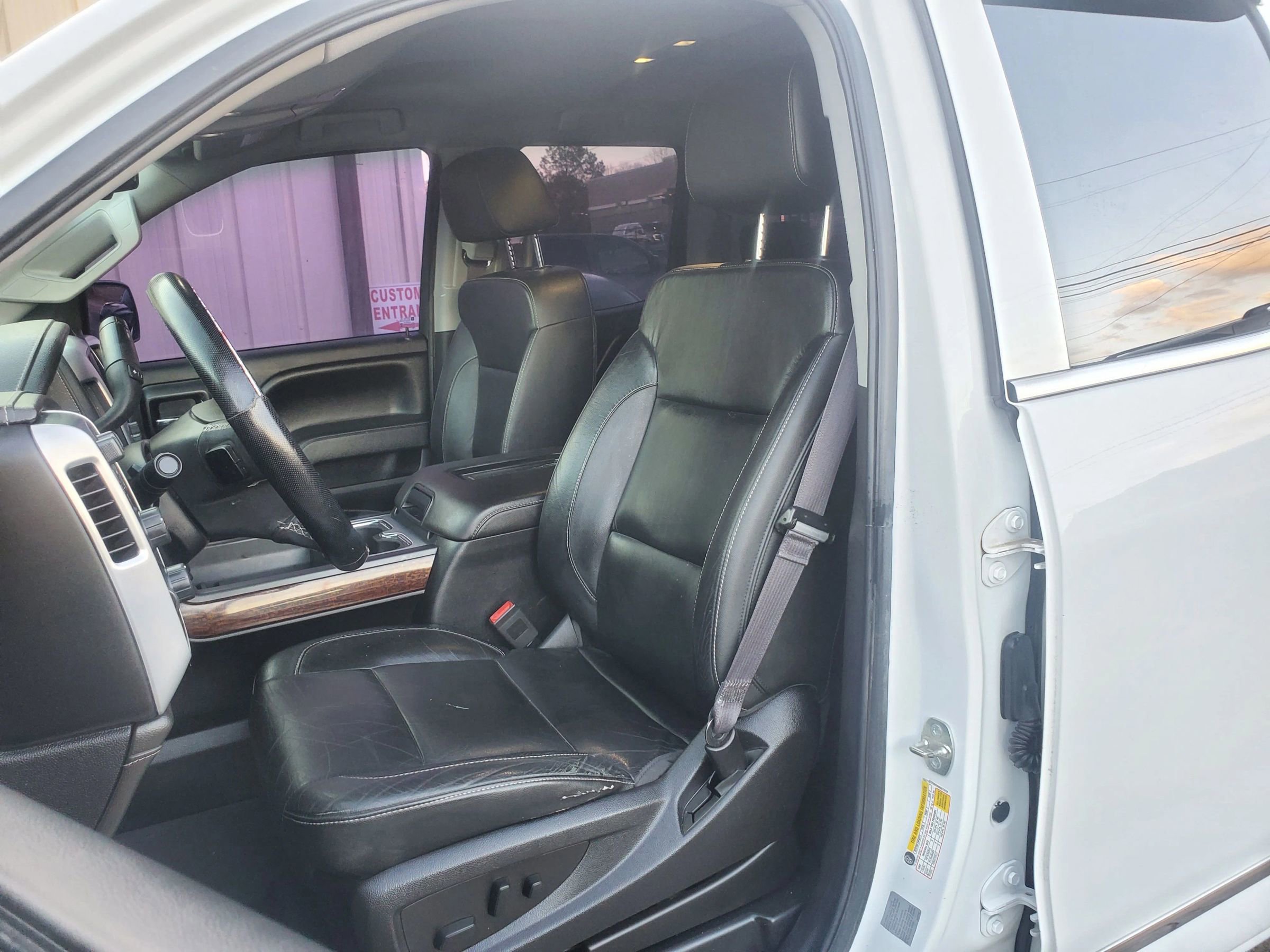 Used 2016 GMC Sierra 1500 SLT w/ SLT Premium Package AWD/4WD image 2