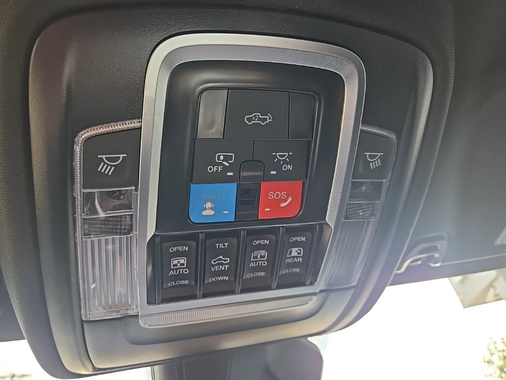 Used 2026 RAM 1500 Limited AWD/4WD image 26