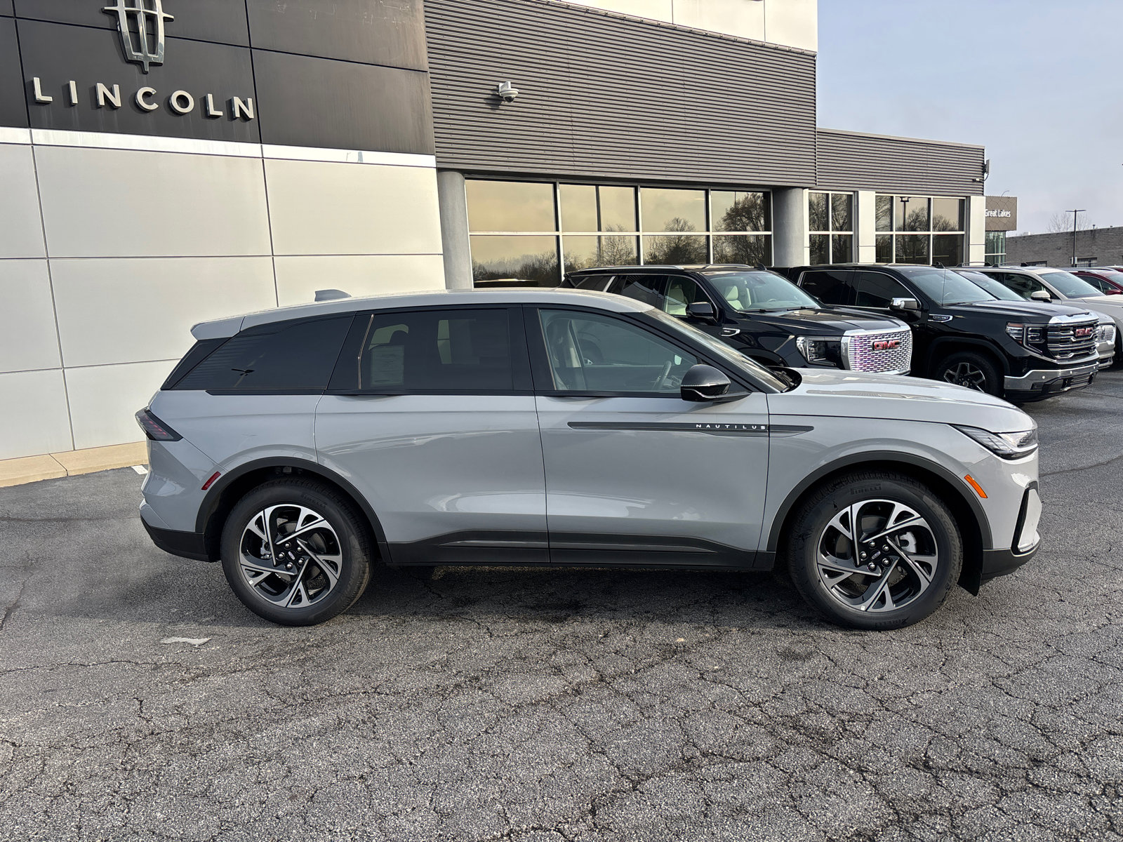 New 2026 Lincoln Nautilus Premier w/ Jet Appearance Package image 8