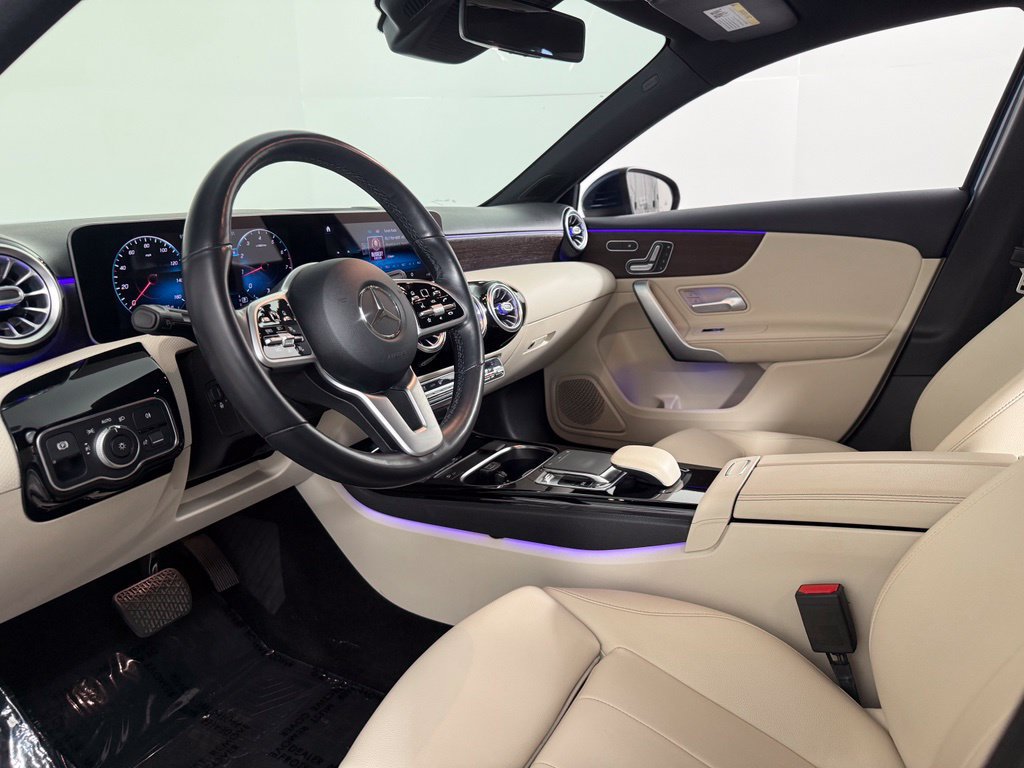 Used 2019 Mercedes-Benz A 220 4MATIC image 4